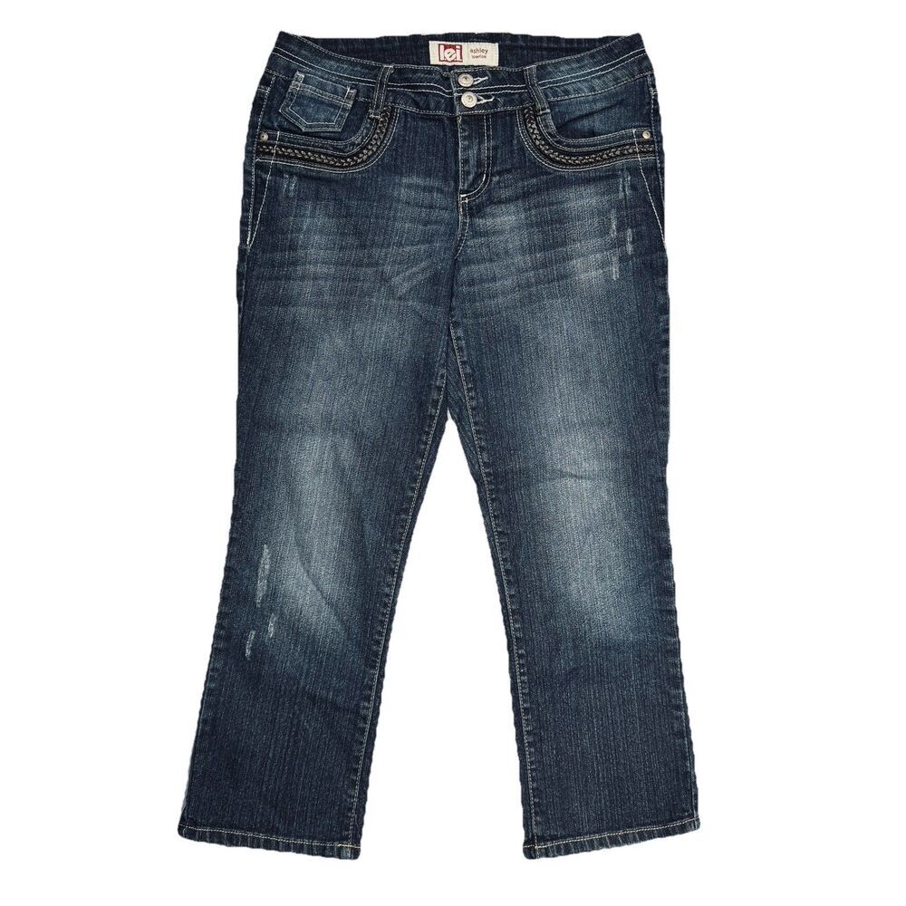 Lei Ashley Low Rise Crop Jeans Juniors 9 Blue Distressed Denim Measures 31 x 23